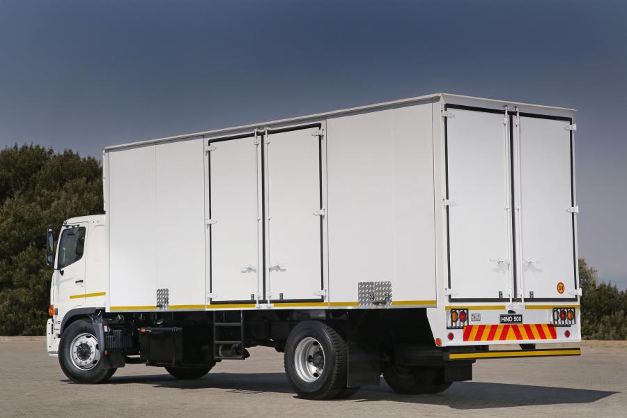  Hino 500 FC 1627 2017 года  (ZA) (фото 4 из 7)